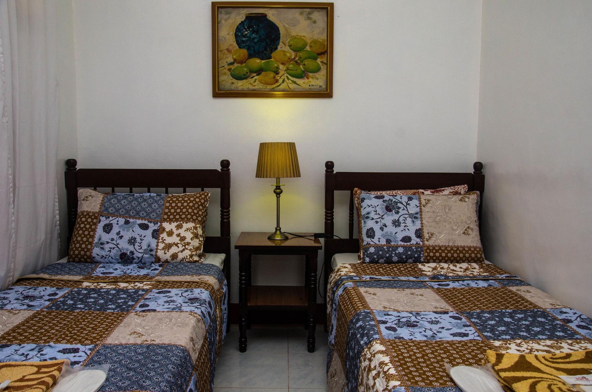 Lola Itang Pension House Tiniguiban Εξωτερικό φωτογραφία