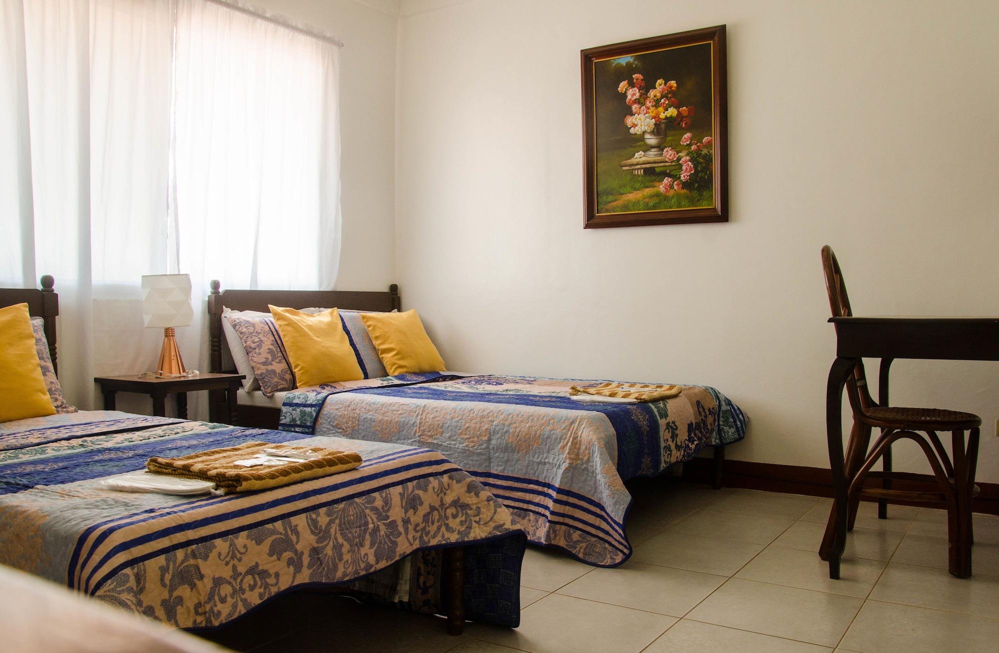 Lola Itang Pension House Tiniguiban Εξωτερικό φωτογραφία