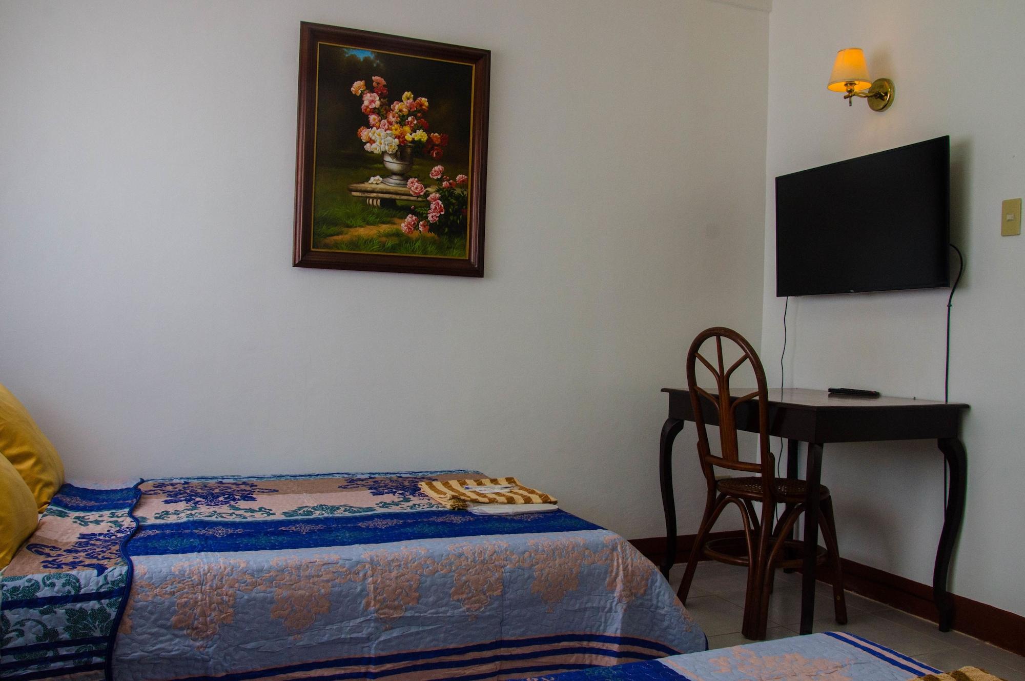 Lola Itang Pension House Tiniguiban Εξωτερικό φωτογραφία
