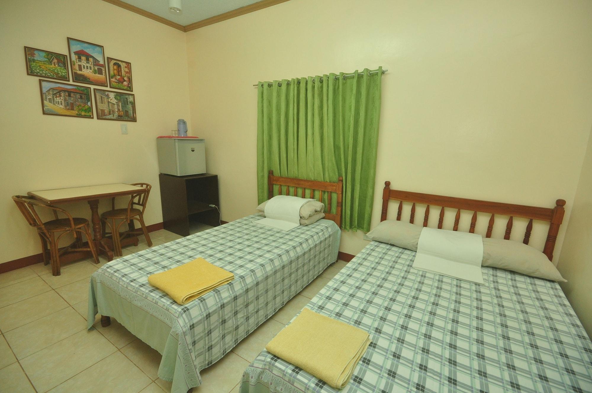 Lola Itang Pension House Tiniguiban Εξωτερικό φωτογραφία