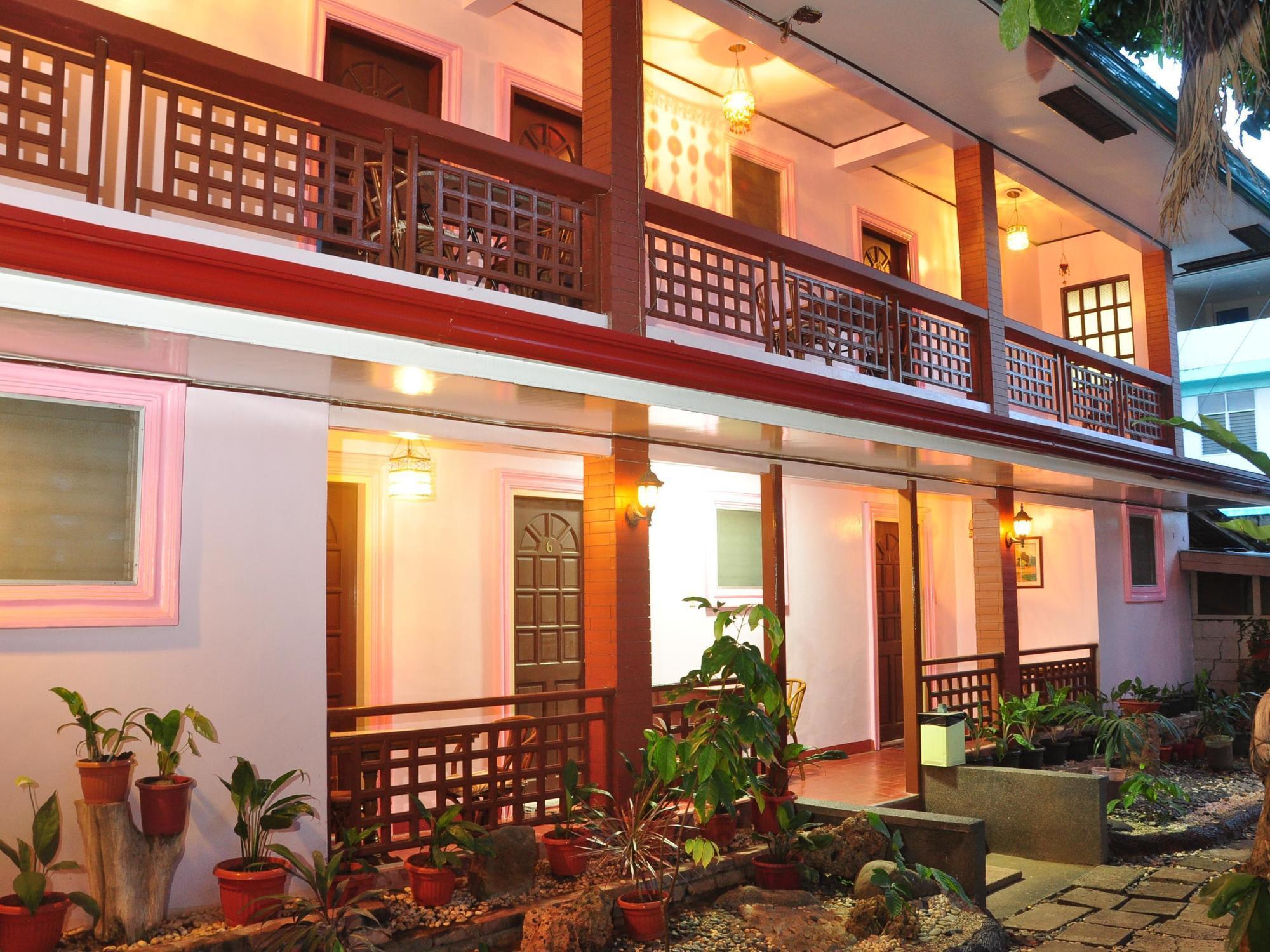 Lola Itang Pension House Tiniguiban Εξωτερικό φωτογραφία