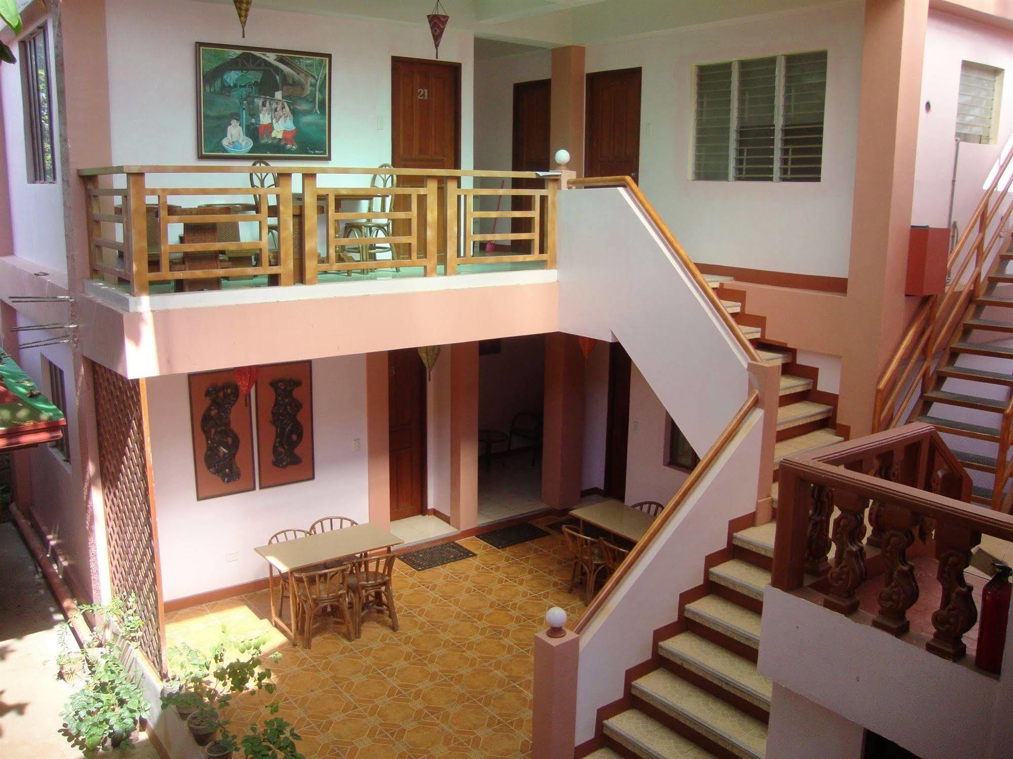 Lola Itang Pension House Tiniguiban Εξωτερικό φωτογραφία