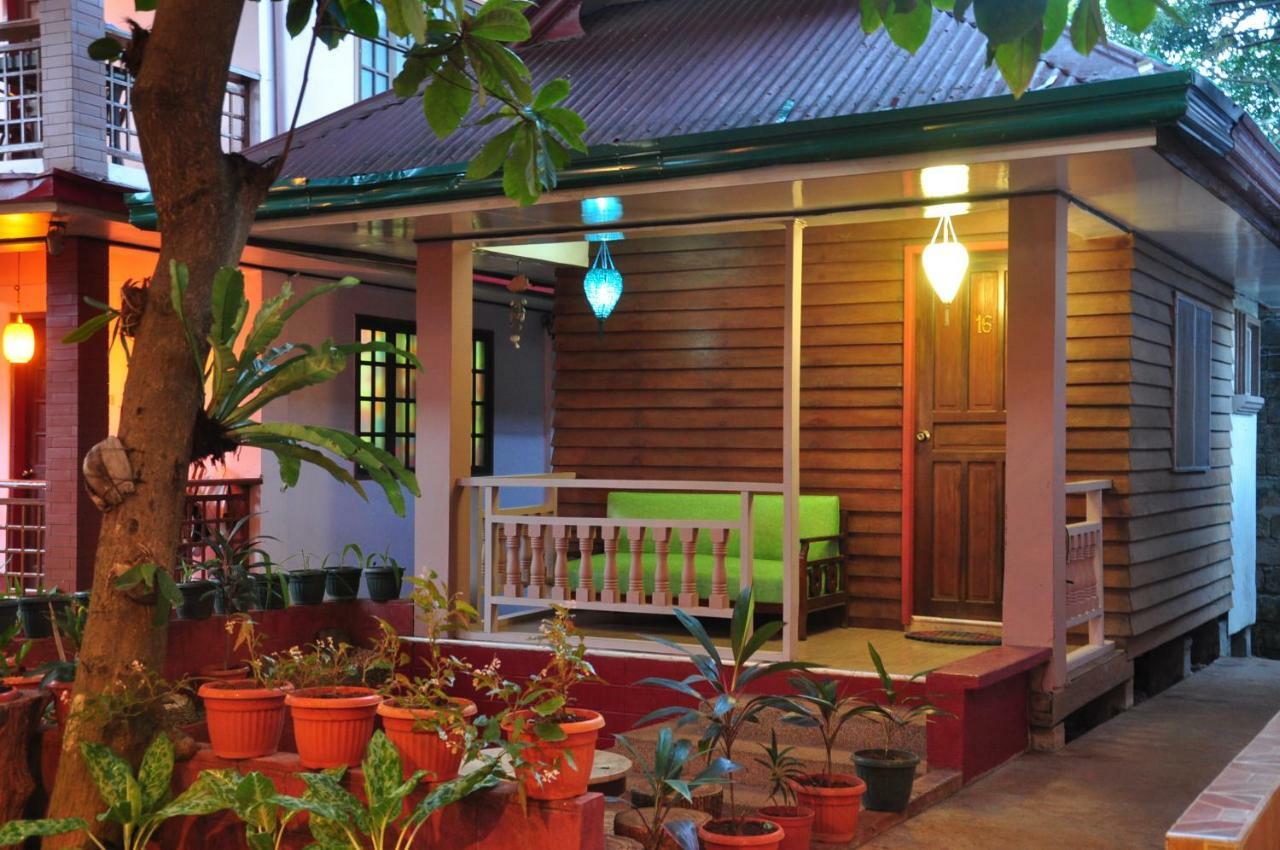 Lola Itang Pension House Tiniguiban Εξωτερικό φωτογραφία